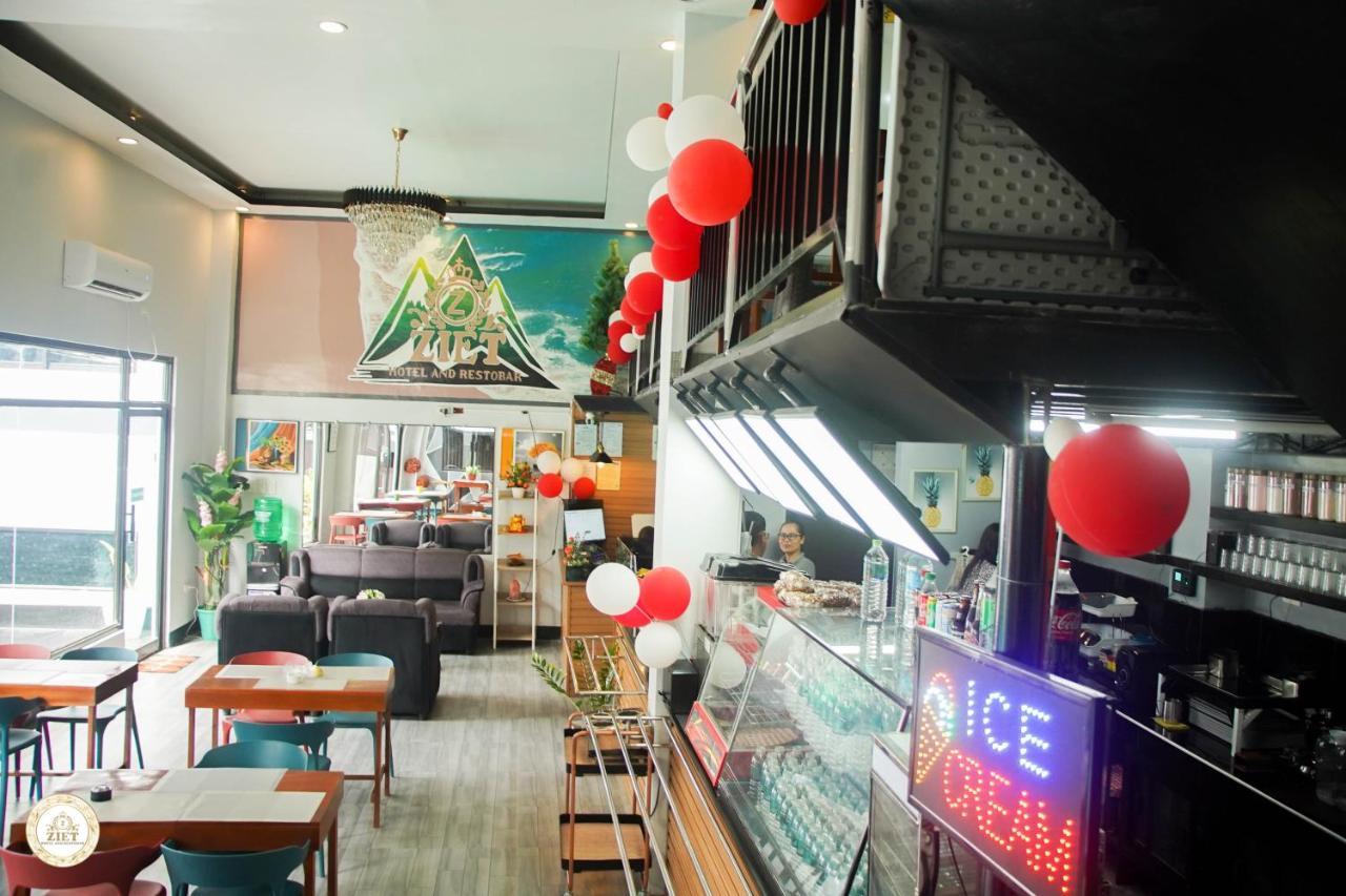 Ziet Hotel Mambajao Ngoại thất bức ảnh